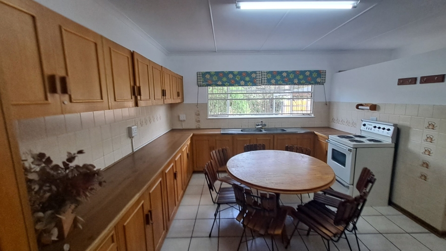 5 Bedroom Property for Sale in Universitas Ridge Free State